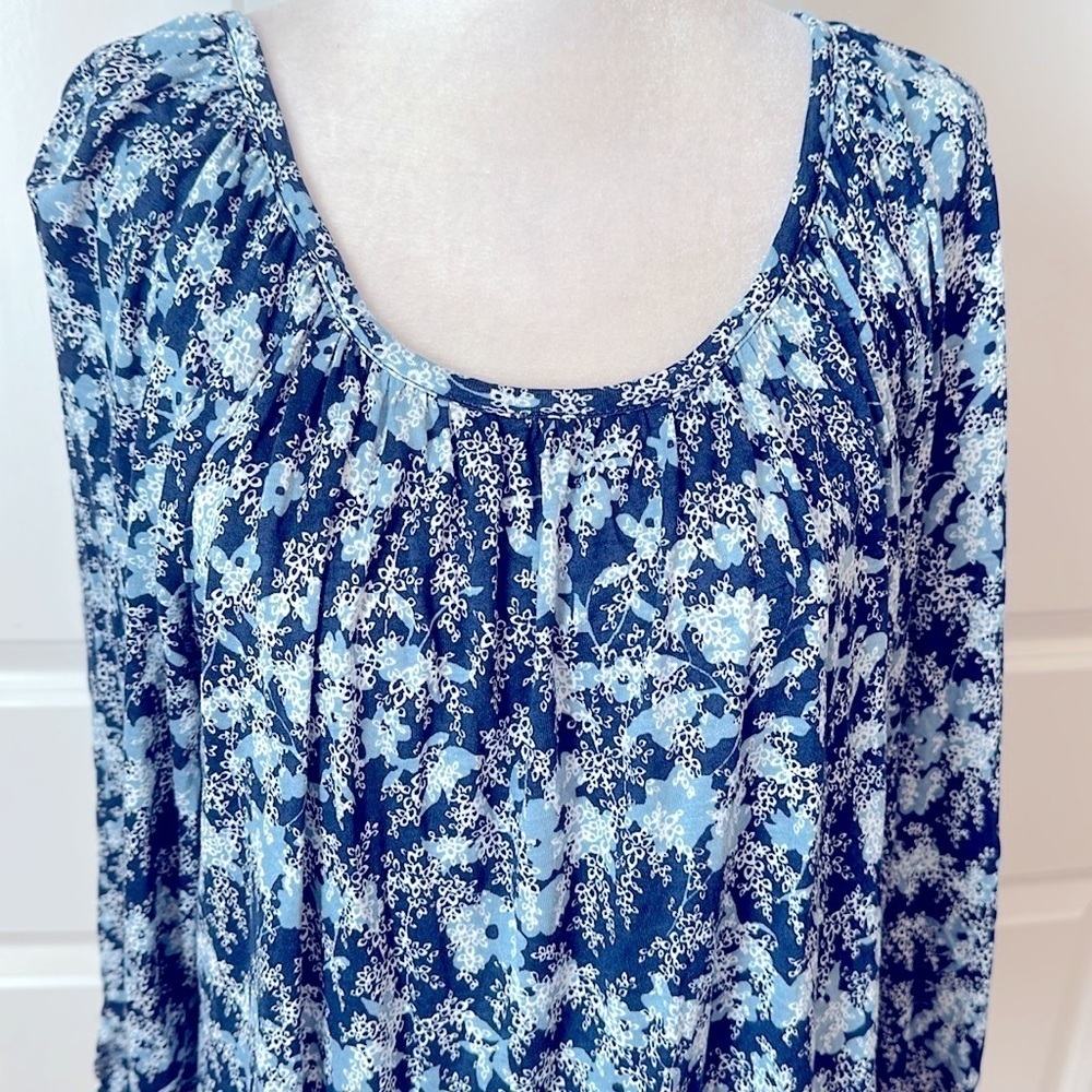 Michael Kors shirt - Picture 2 of 6